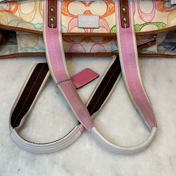 Coach Bag Purse Handbag Hampton Scribble Signature Logo Multicolor Tote Bag - Picture 12 of 16